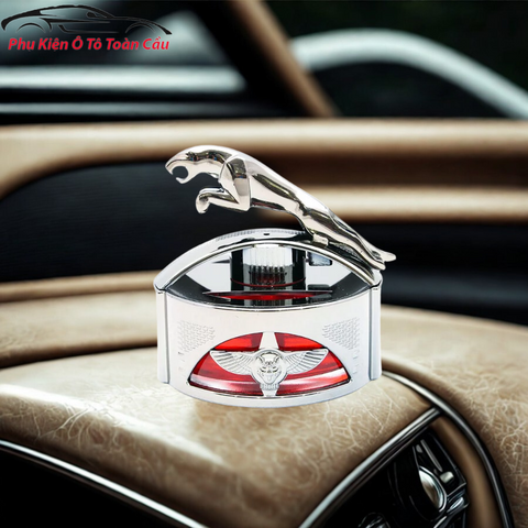 Nước hoa ô tô Far Goujon 80ml - Hương thơm sang trọng, thiết kế hình báo tinh tế cho không gian xe hơi thêm quyến rũ.